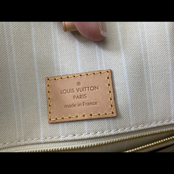 Louis Vuitton By Pool OntheGo Tote Blue On the Go bag only. Giant monogram - Picture 8 of 12